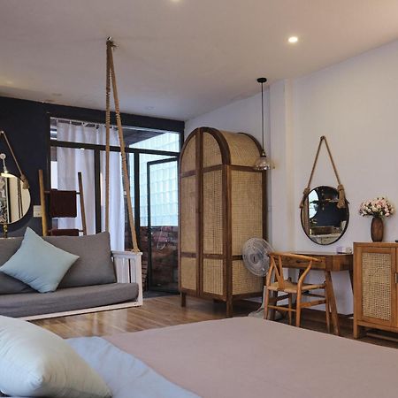 The Gallery Homestay - By Pegasy Group Ханой Экстерьер фото