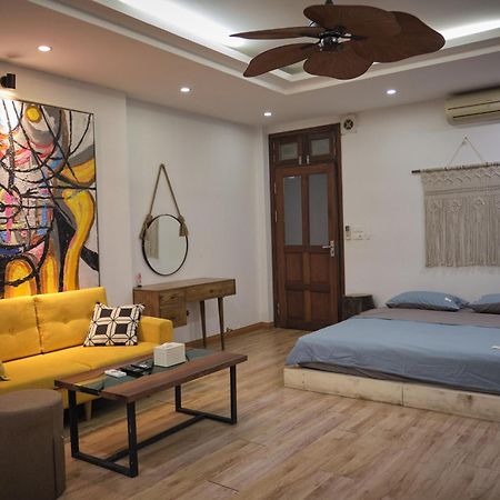The Gallery Homestay - By Pegasy Group Ханой Экстерьер фото