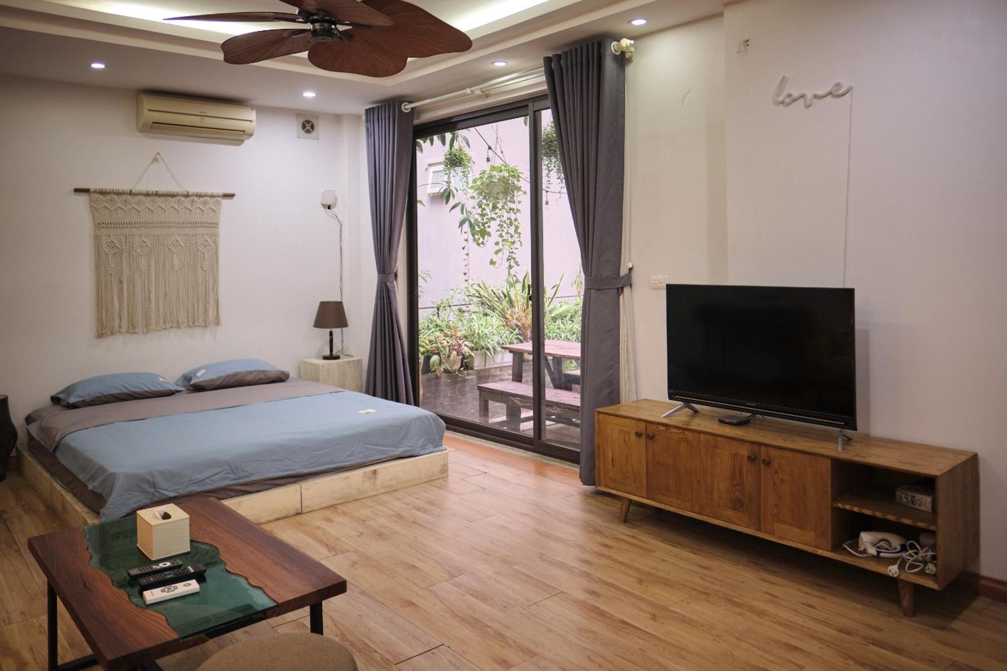 The Gallery Homestay - By Pegasy Group Ханой Экстерьер фото